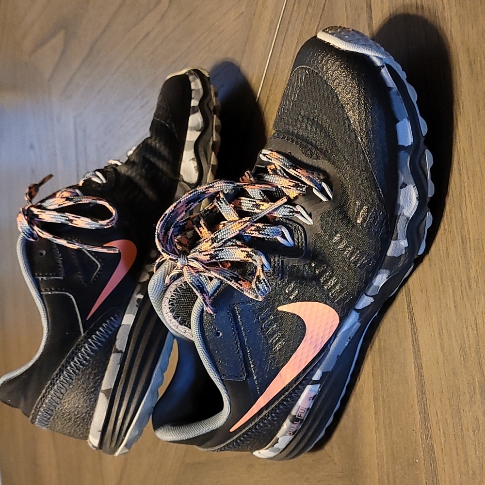 Nike dual fusion trail 2, women's size 6.5